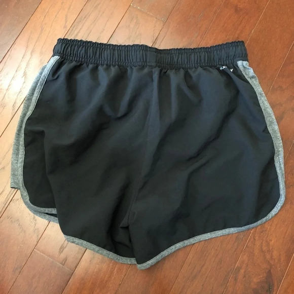 Reebok Shorts size S black - Picture 5 of 6